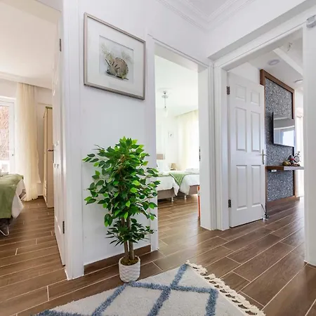 Invigorating Villa With Impressive Sea View In Yalikavak, Bodrum *